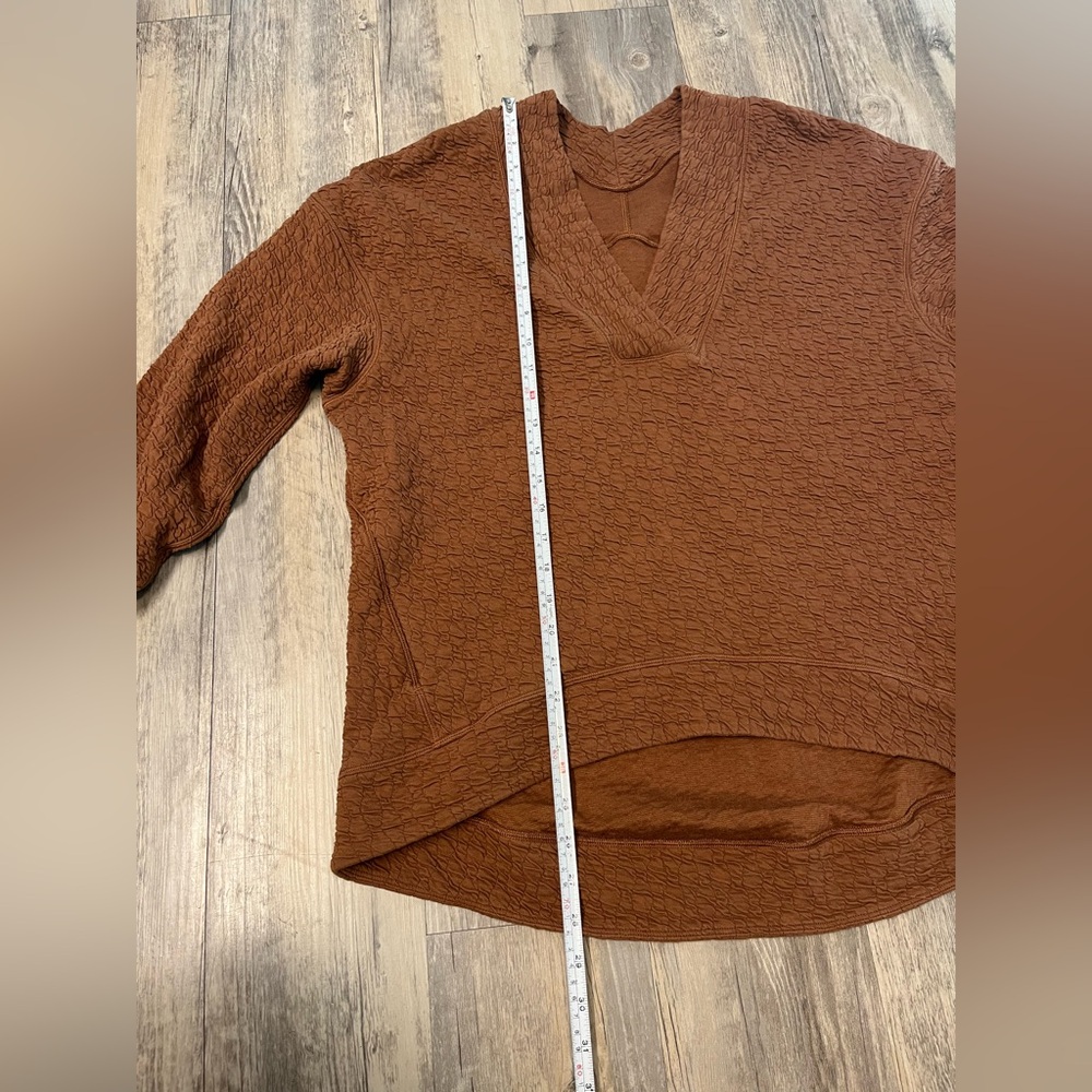 Lululemon Rippled Knit V-Neck Pullover Copper Brown Women’s Size 6 Long Sleeve - Picture 5 of 12